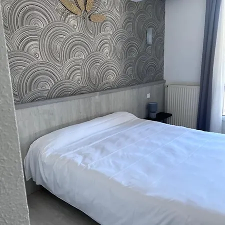 Hotel Hostellerie Saint Clement 3*