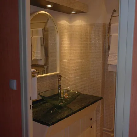 Hotel Hostellerie Saint Clement Vic-sur-Cère