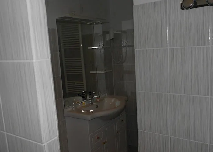 Hostellerie Saint Clément 3* Vic-sur-Cère