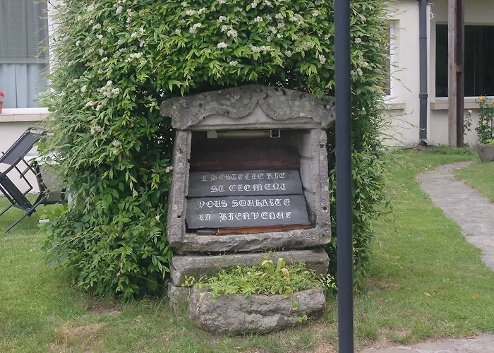 Hotel Hostellerie Saint Clément Vic-sur-Cère