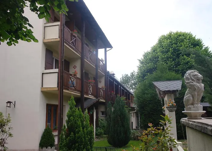 Hotel Hostellerie Saint Clément Vic-sur-Cère